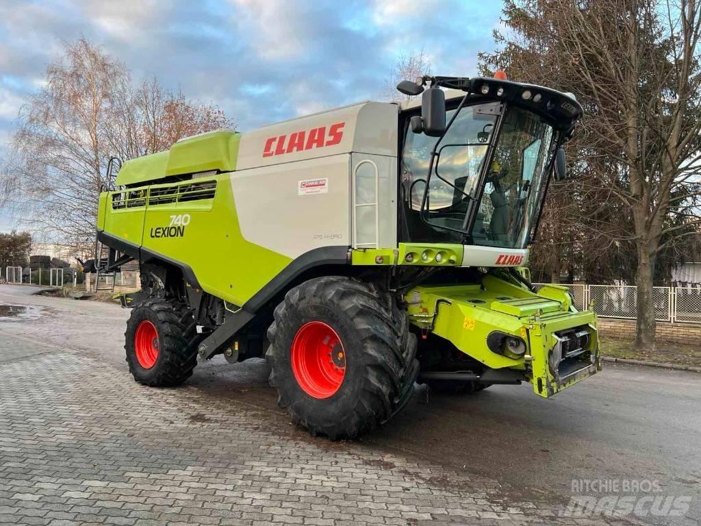CLAAS 740 Moissonneuse batteuse