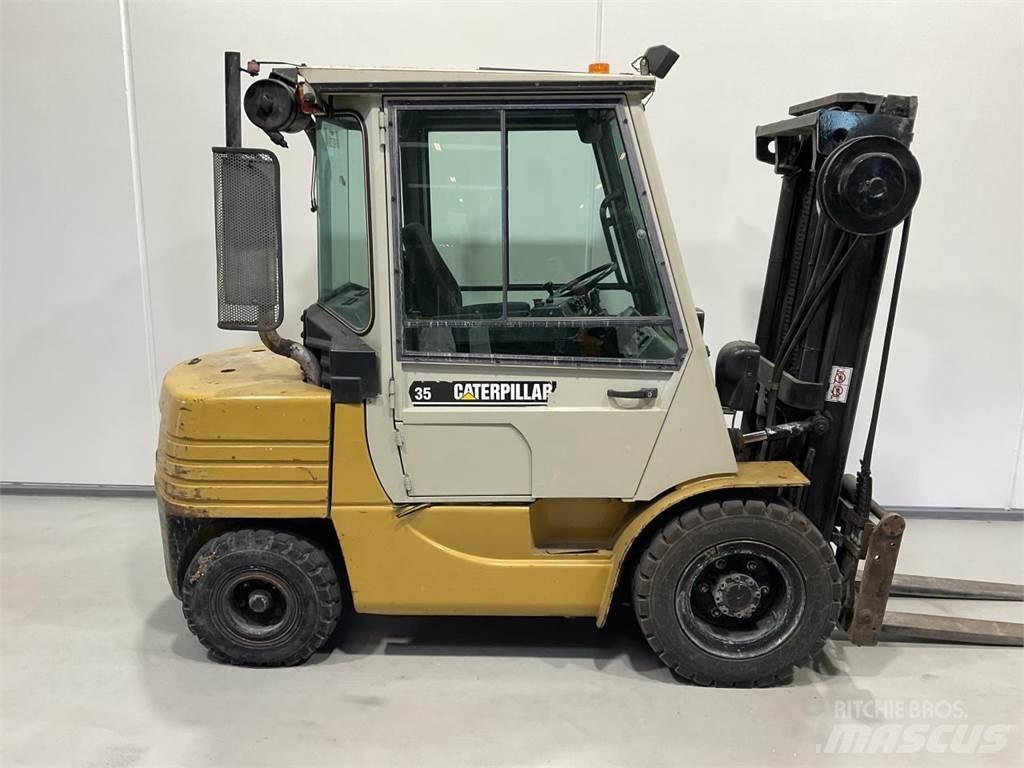 CAT DP35A Chariots diesel