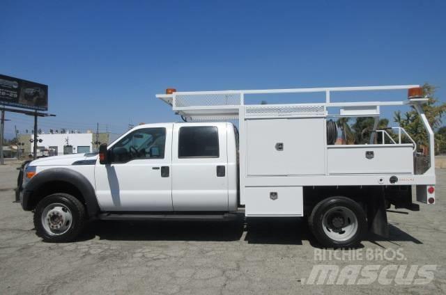 Ford F 550 Camion plateau