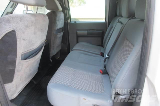 Ford F 550 Camion plateau