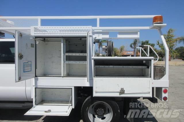 Ford F 550 Camion plateau