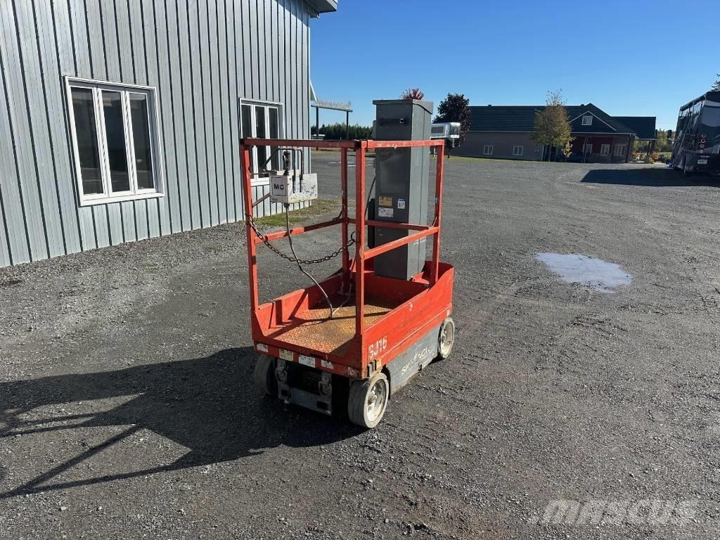 SkyJack SJ 16 Mât vertical