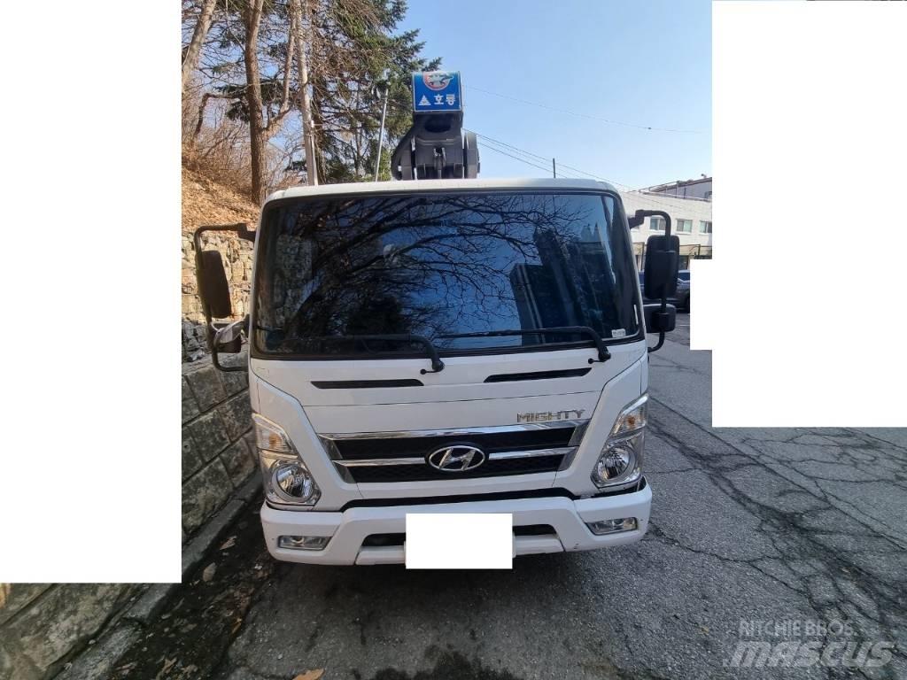 Horyong SKY300 Camion nacelle