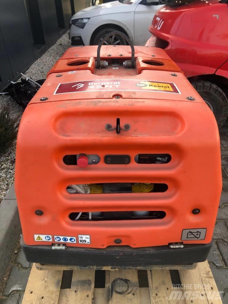 Husqvarna LH804 Compacteur de sol