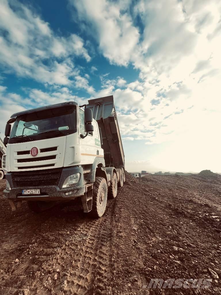 Tatra Phoenix Camion benne