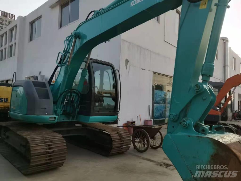 Kobelco SK 135 Pelle sur chenilles