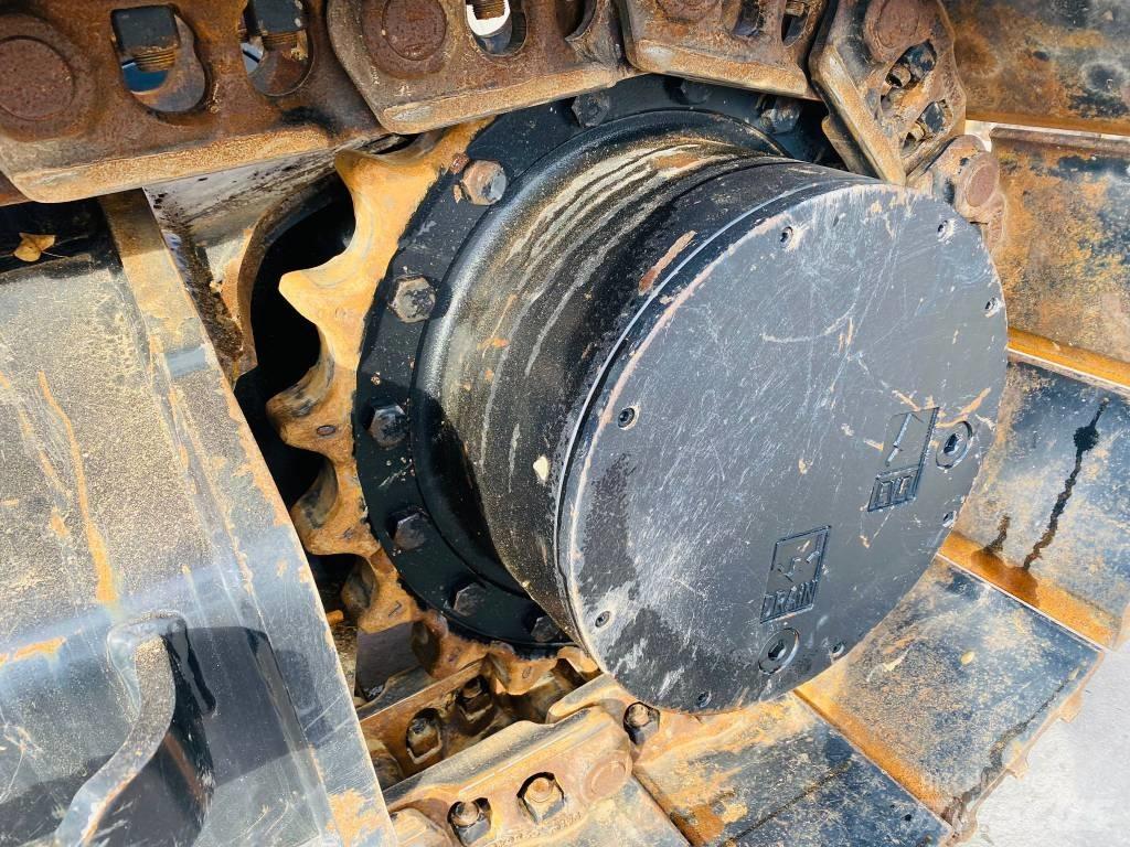 CAT 325 Pelle sur chenilles