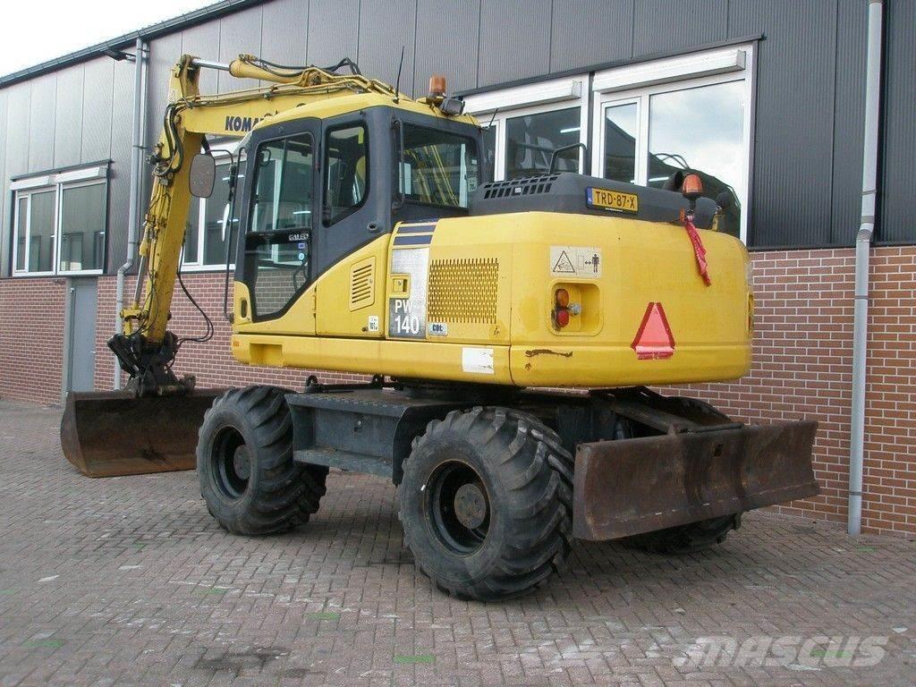 Komatsu PW140-7 Pelle sur pneus