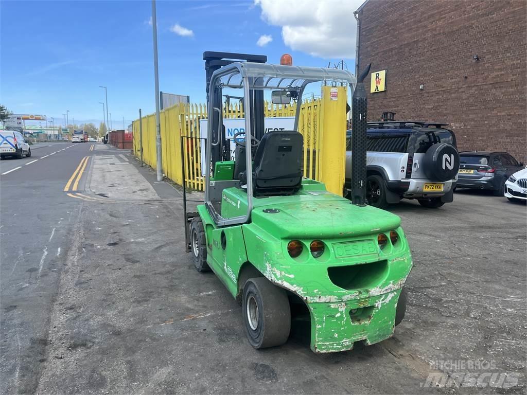 Cesab Drago H350 Chariots diesel