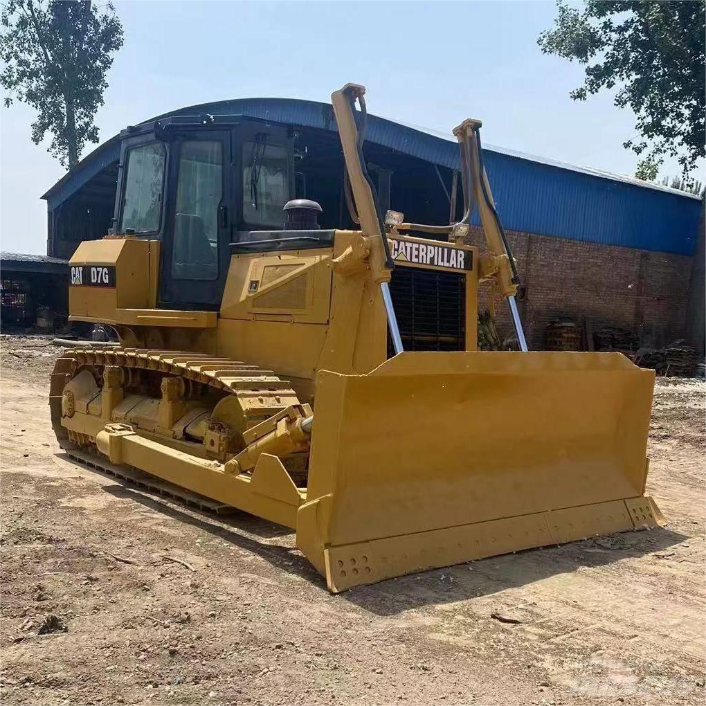 CAT D 7 G Bouteurs sur chenilles