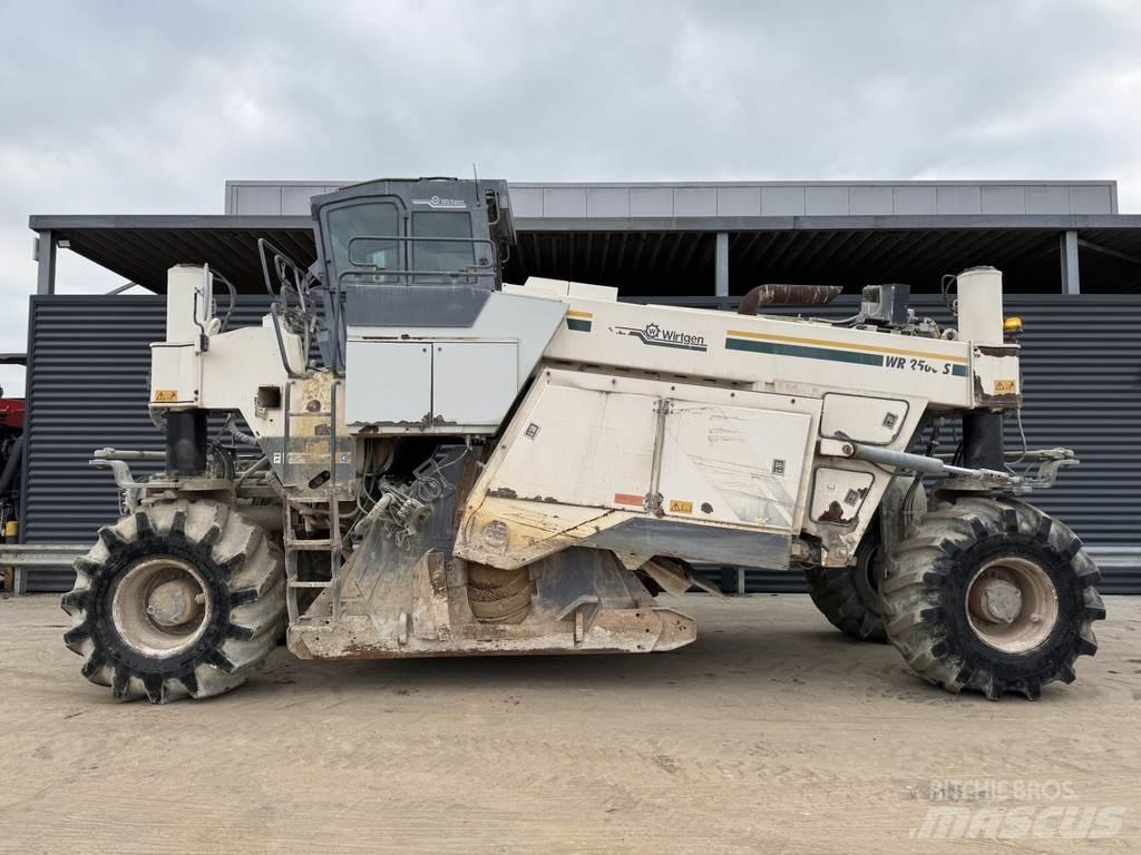 Wirtgen WR 2500S Recycleur bitume
