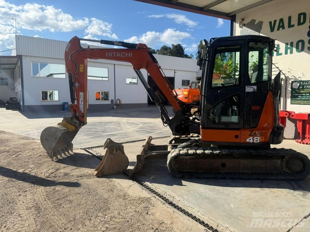 Hitachi ZX 48 U Mini pelle < 7t