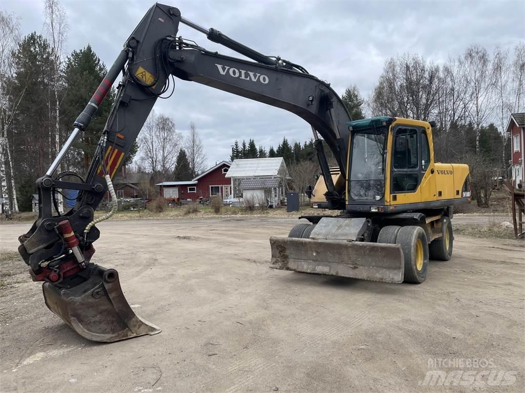 Volvo EW 180 B Pelle sur pneus