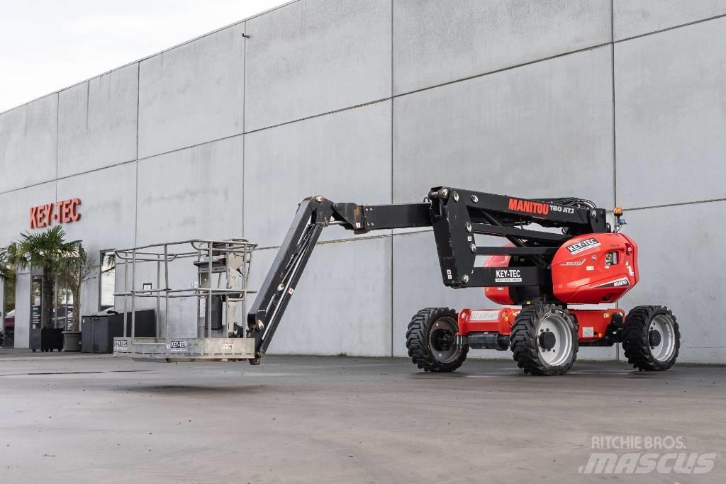 Manitou 180 ATJ Nacelles articulées