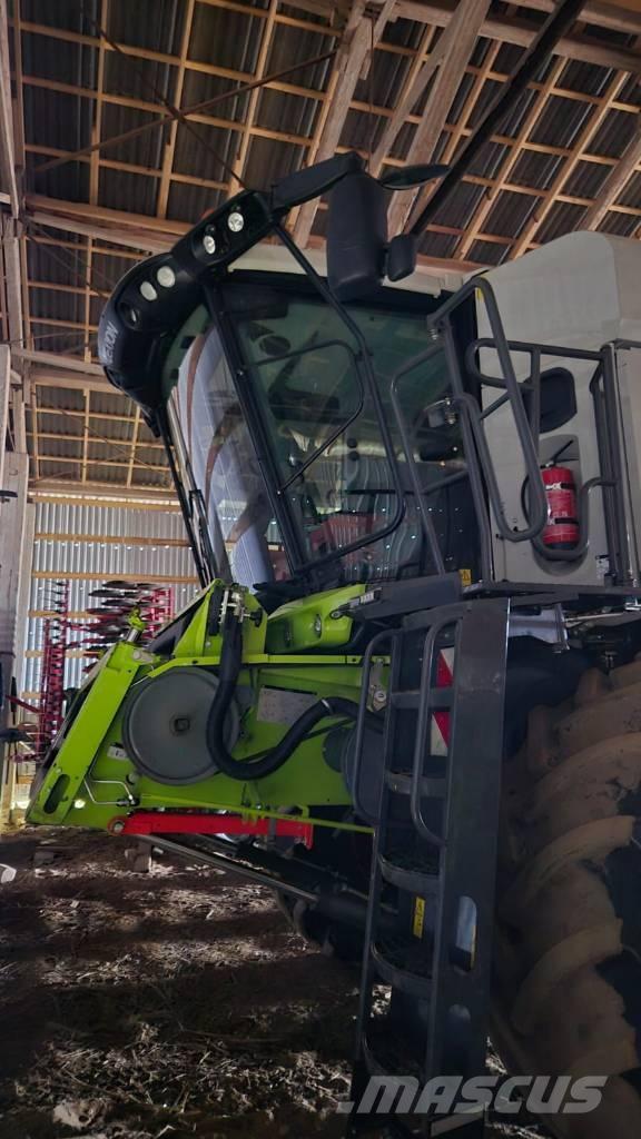 CLAAS Lexion 6700 Moissonneuse batteuse