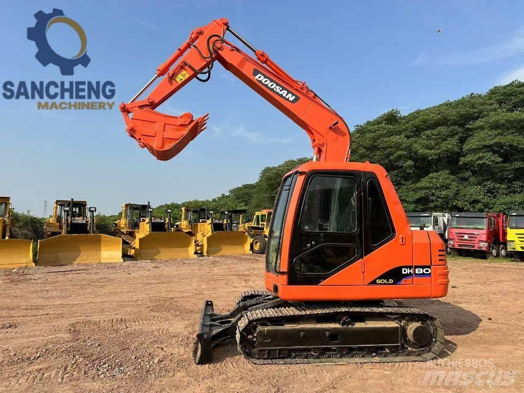 Doosan DH 80 Mini pelle 7t-12t