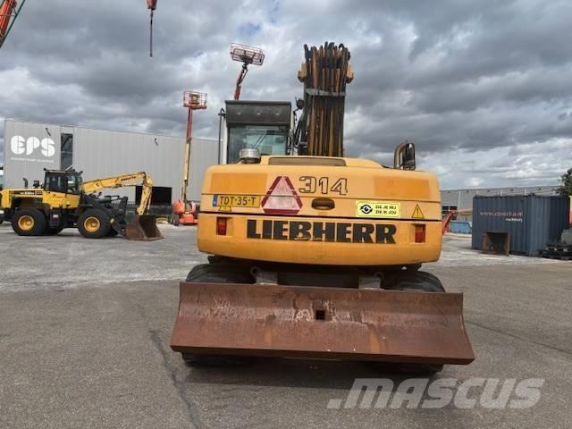 Liebherr A 314 Pelle sur pneus