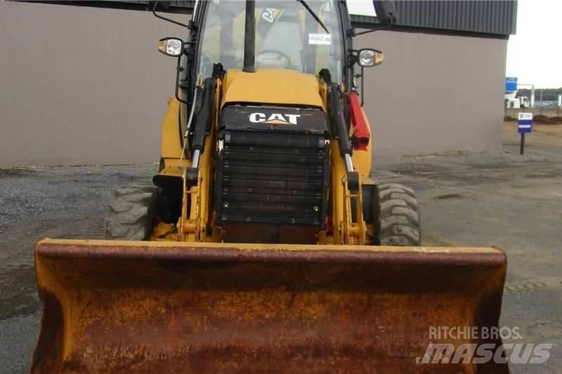 CAT 428F Tractopelle