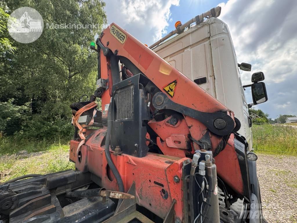 Scania R 420 LB Camion plateau ridelle avec grue