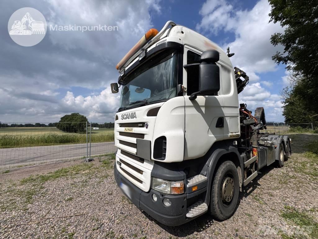 Scania R 420 LB Camion plateau ridelle avec grue