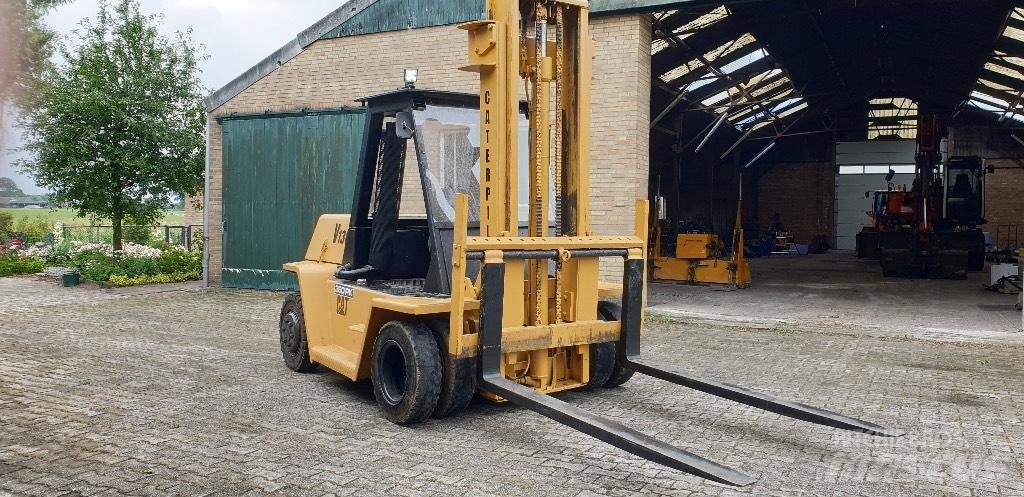 CAT 12000 KG Chariots diesel