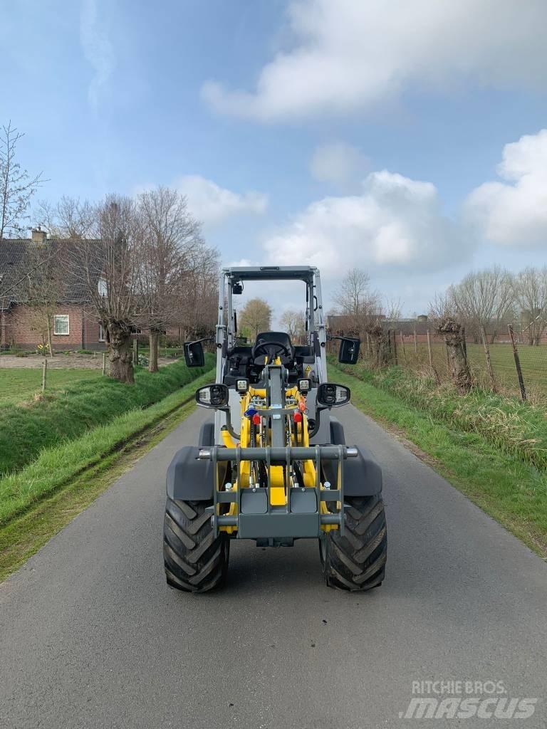 Wacker Neuson WL28 Chargeuse sur pneus