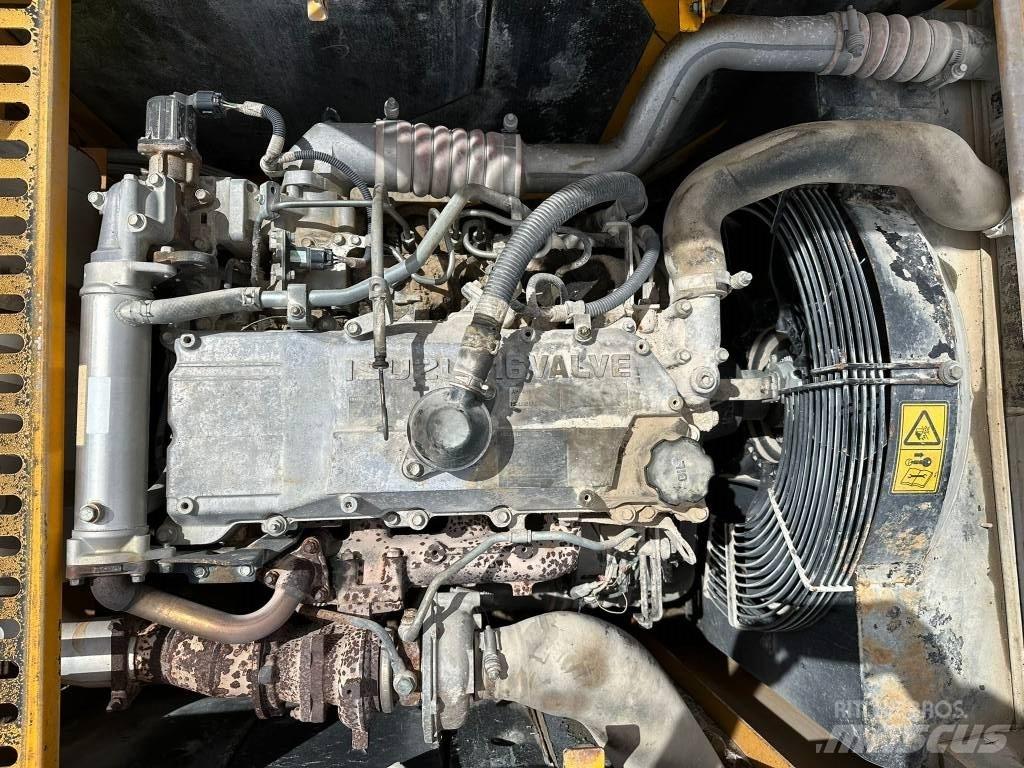 JCB JS 240 N LC Pelle sur chenilles