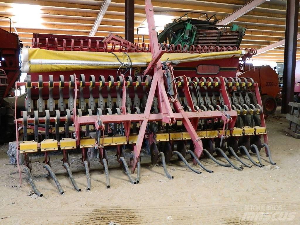 Väderstad Rapid400C Semoir
