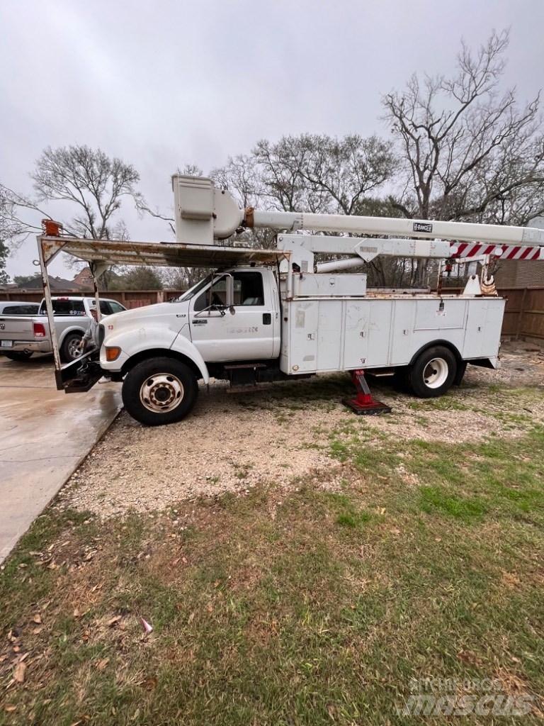 Ford F 750 Camion nacelle