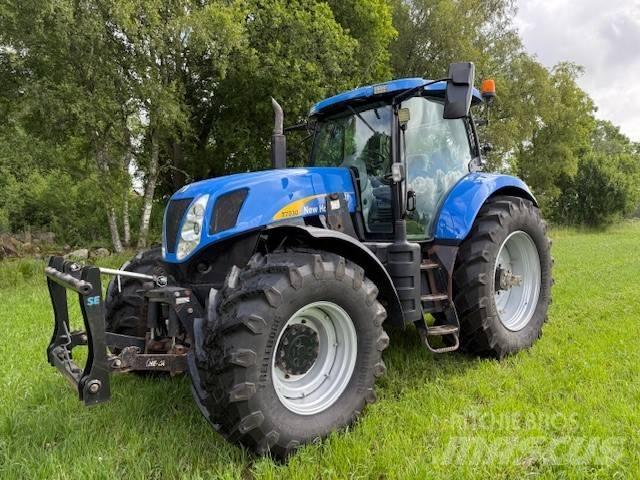 New Holland T 7030 Tracteur