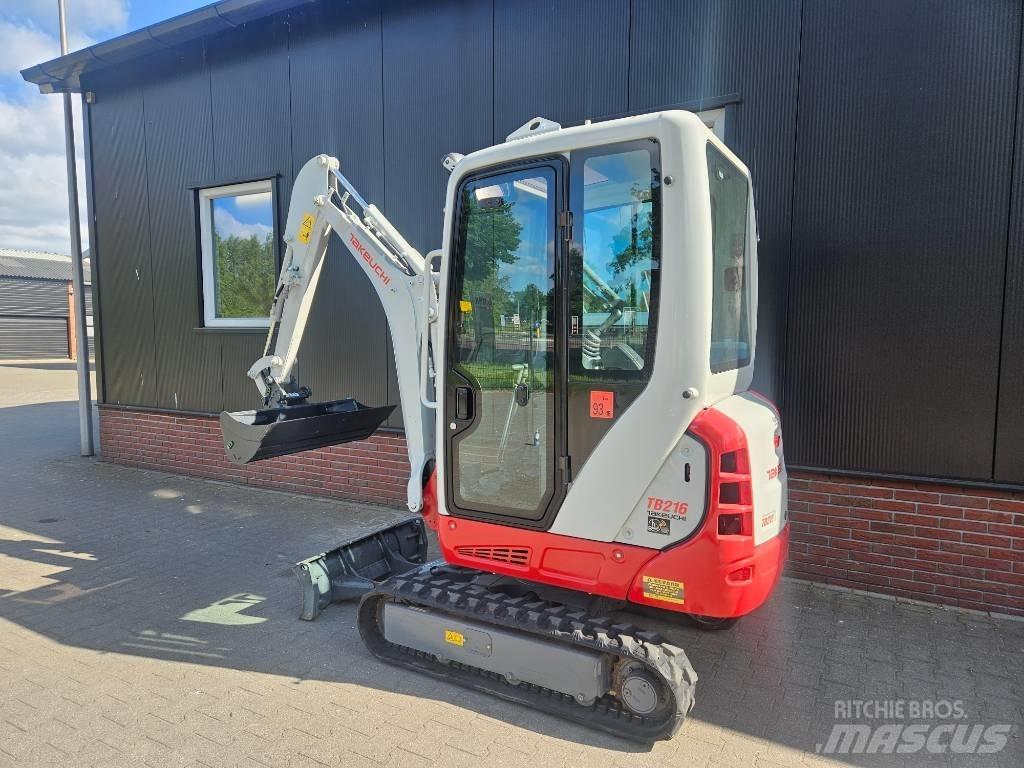 Takeuchi TB 216 Mini pelle < 7t