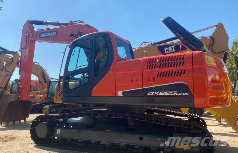Doosan DX225 Pelle sur chenilles
