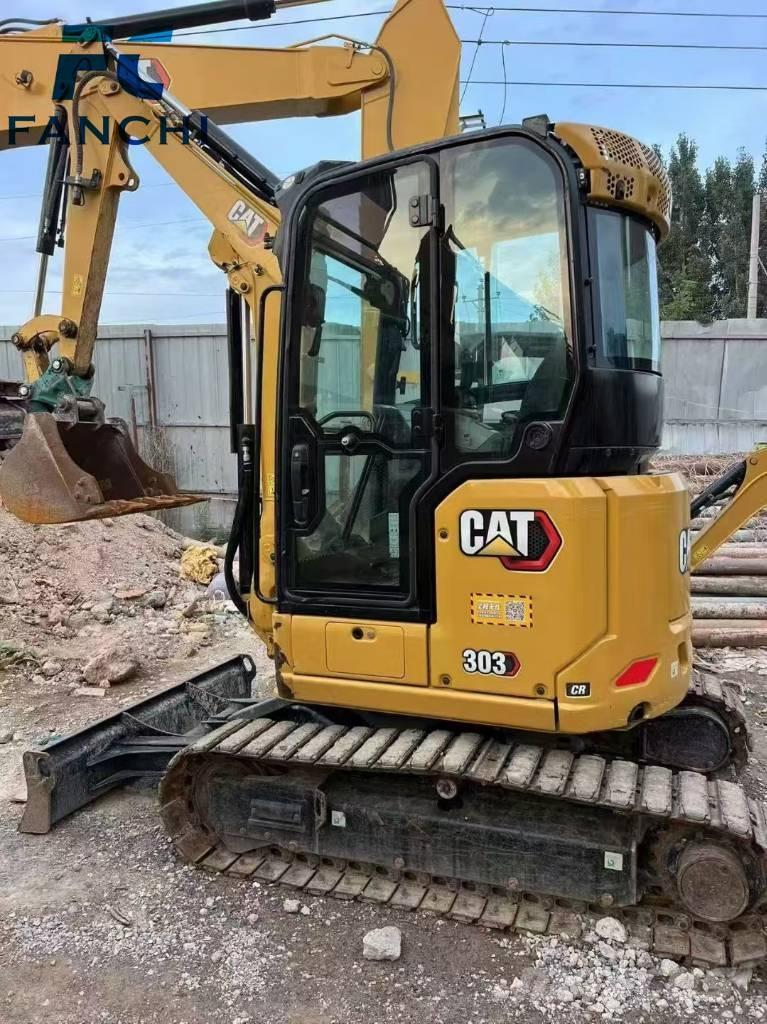 CAT 303 Pelle sur chenilles