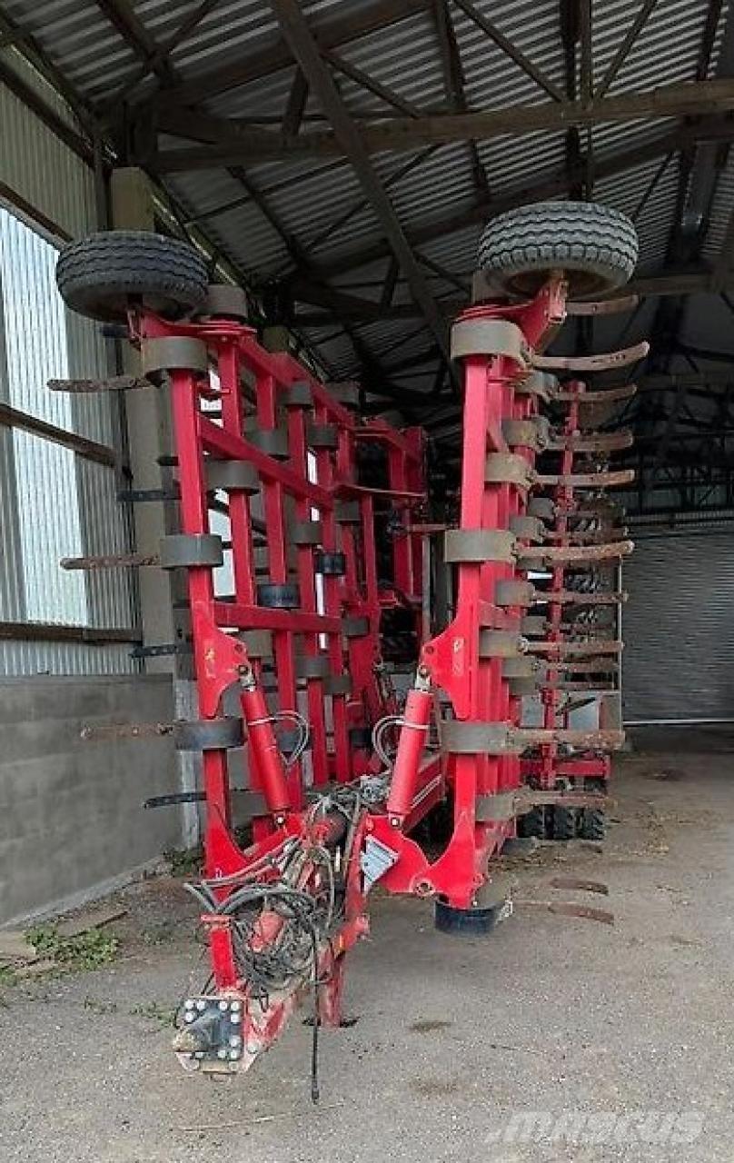 Horsch Tiger 8XL Déchaumeur, cultivateur