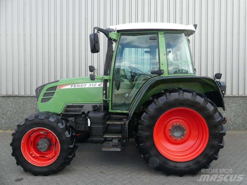 Fendt 312 Vario TMS Tracteur