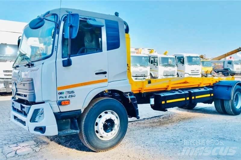 UD PKE 250 Autre camion