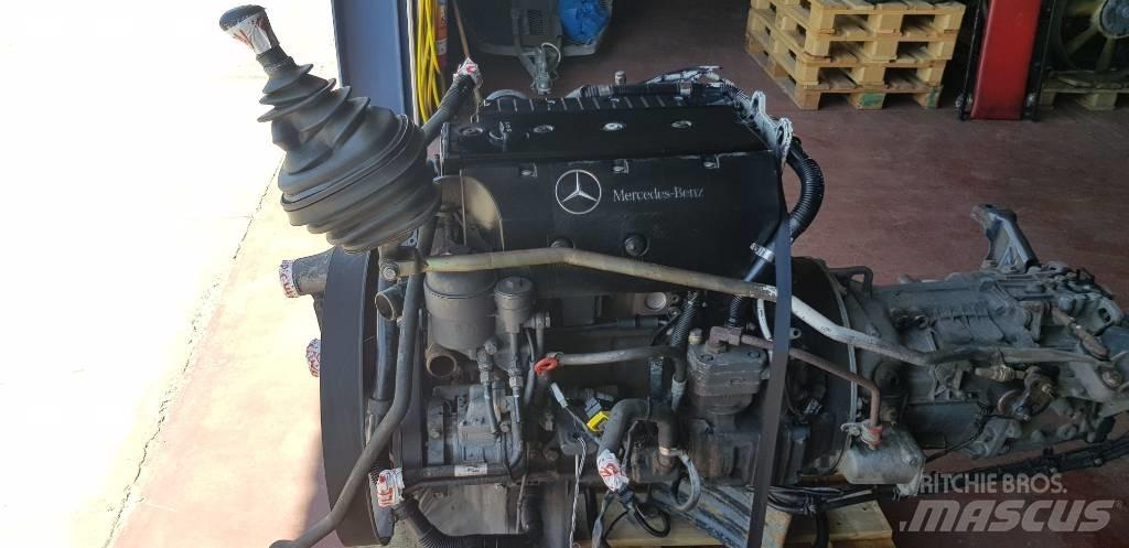 Mercedes-Benz ATEGO Moteur