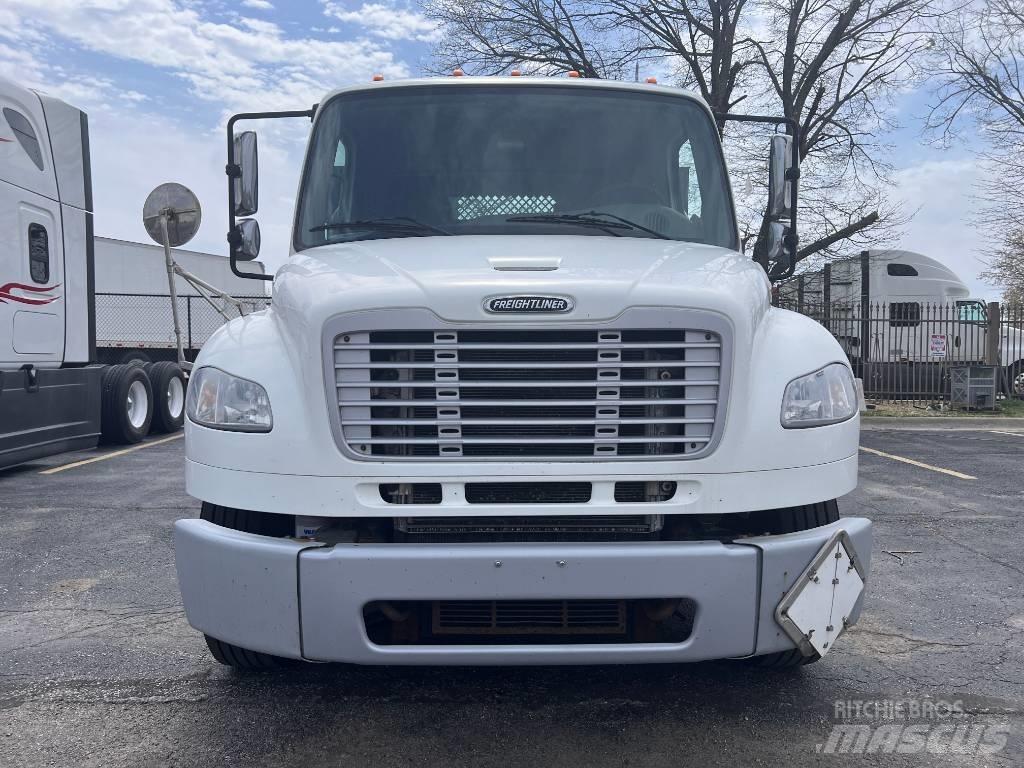 Freightliner M 106 Camion plateau