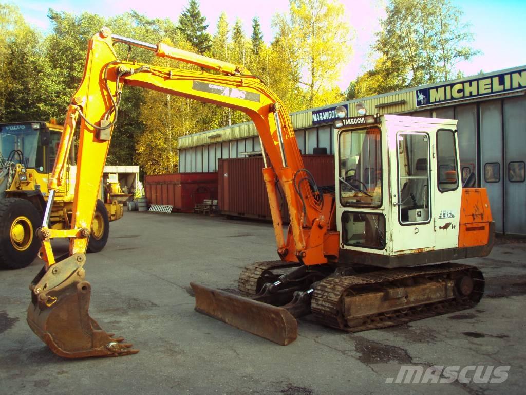 Takeuchi TB 68 S Mini pelle < 7t