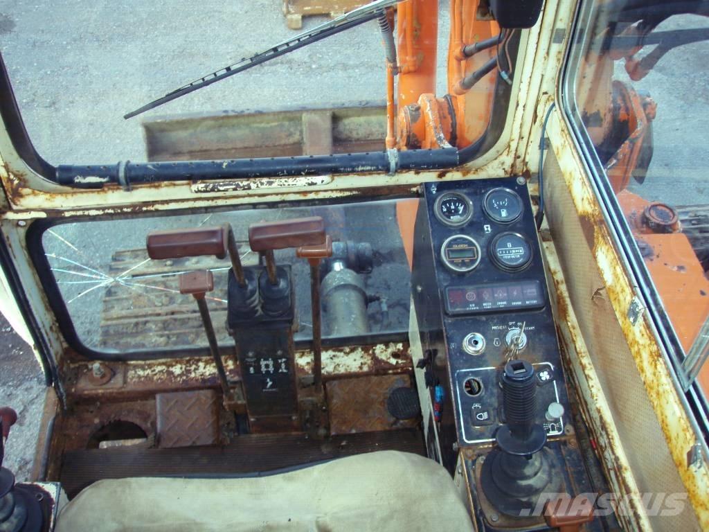 Takeuchi TB 68 S Mini pelle < 7t