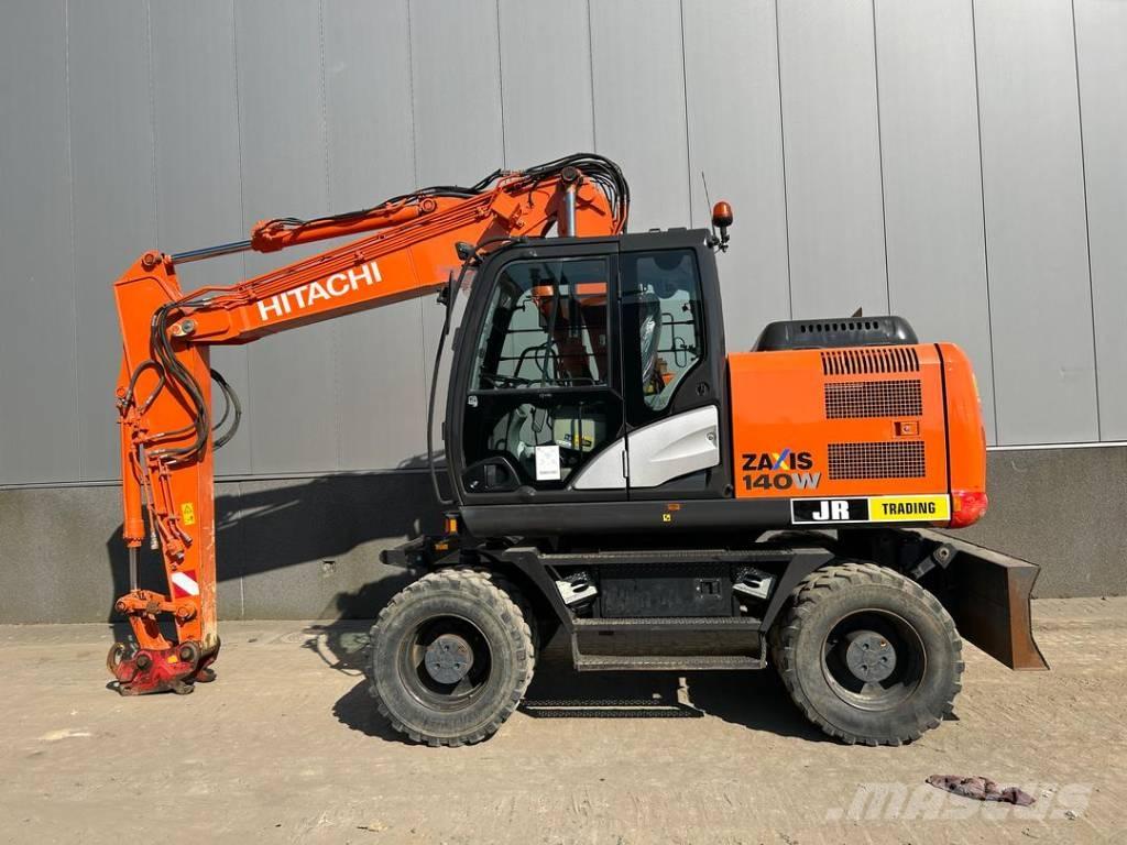 Hitachi ZX 140 W-5B Pelle sur pneus