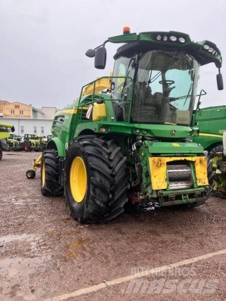 John Deere 8400 Ensileuse automotrice