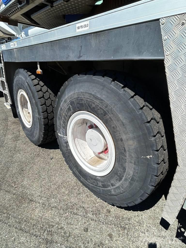 Tadano ATF 220 G-5 Grues tout terrain