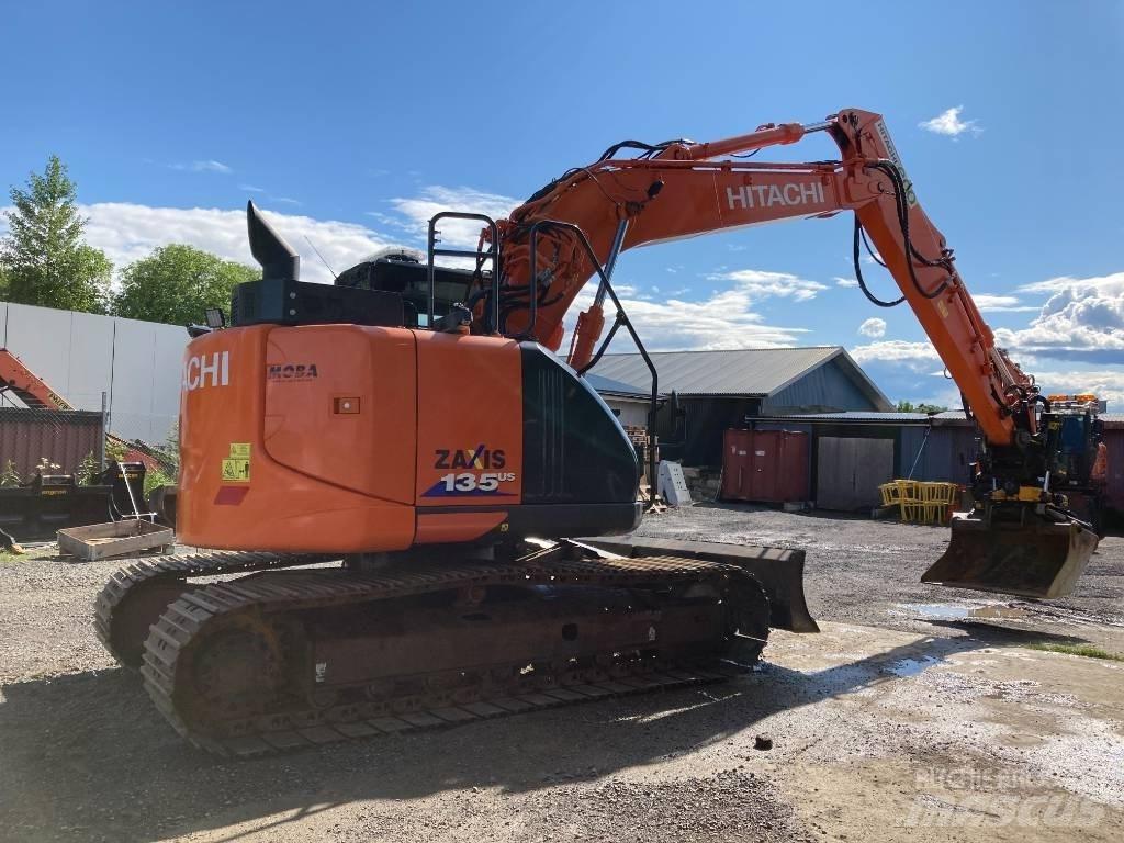 Hitachi ZX 135 US-6 Pelle sur chenilles