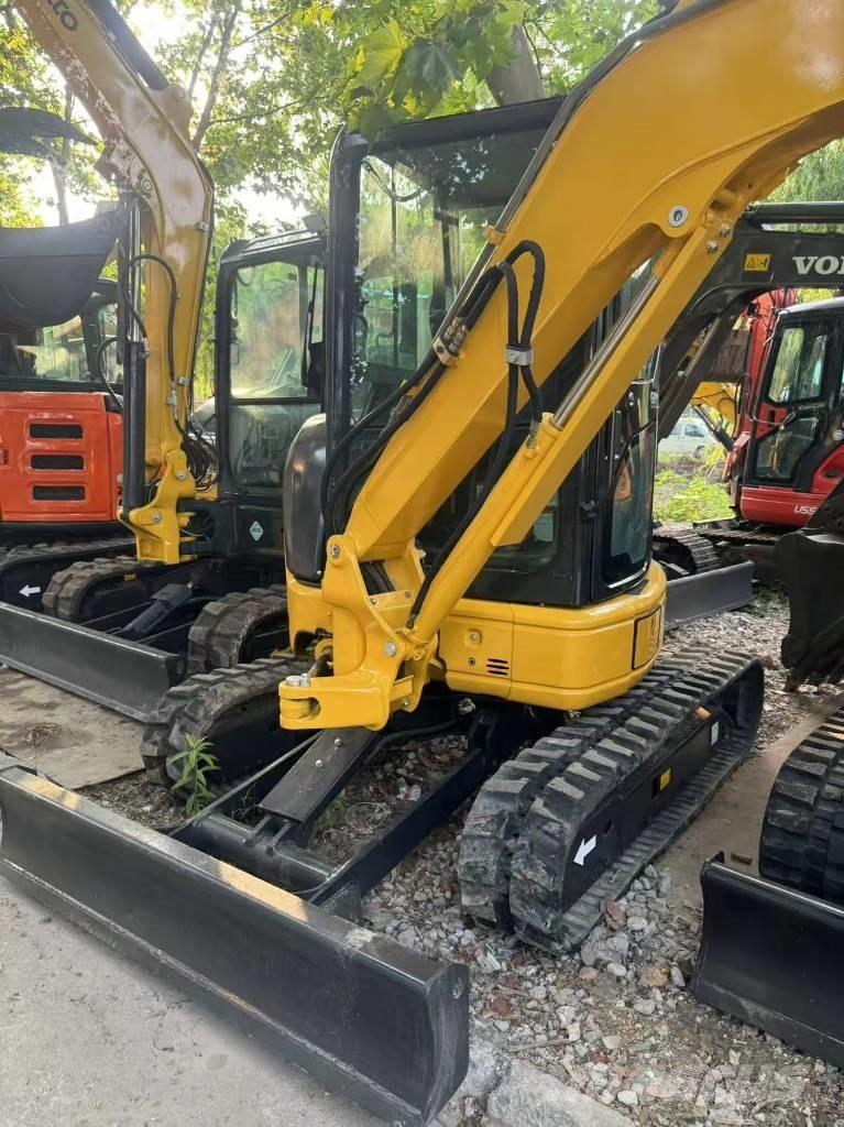 Komatsu PC 35 MR-3 Mini pelle < 7t