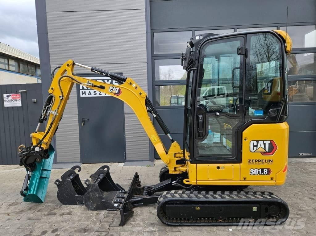 CAT 301.8 Mini pelle < 7t