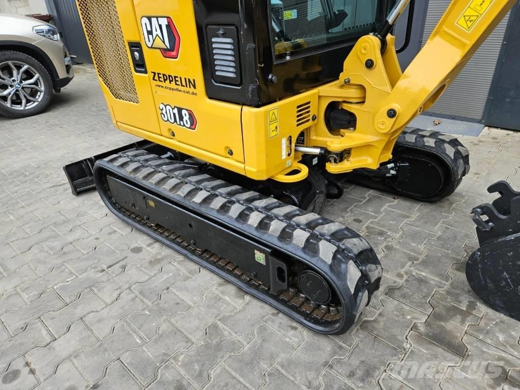 CAT 301.8 Mini pelle < 7t