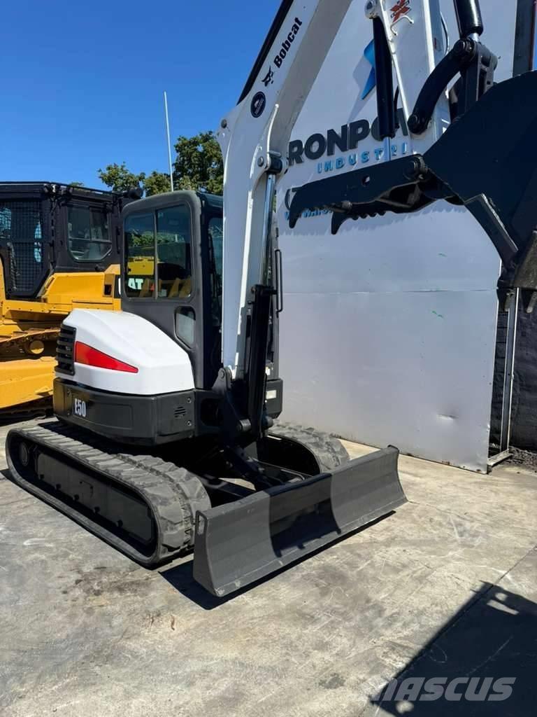 Bobcat E 50 Mini pelle < 7t