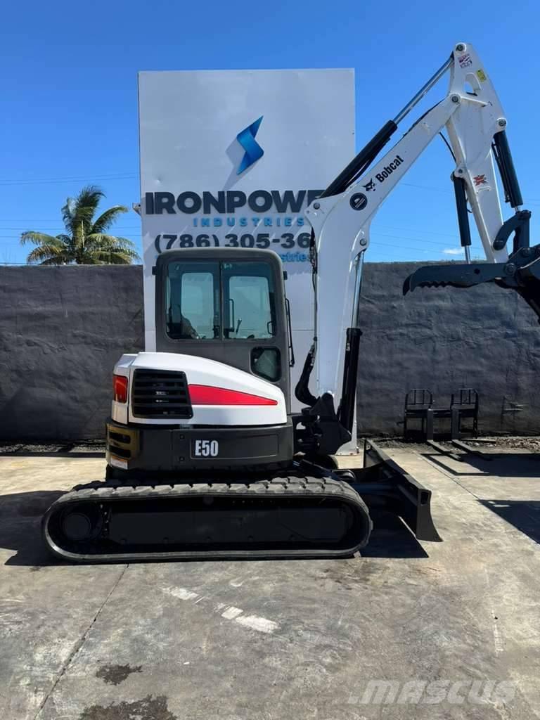 Bobcat E 50 Mini pelle < 7t
