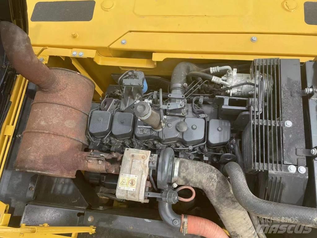 Komatsu pc220-7 Pelle sur chenilles